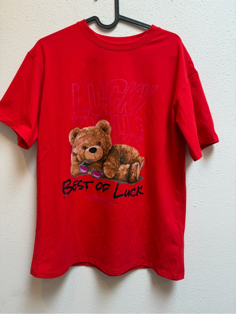 Moschino Unisex Best of Luck Tshirt Best for a Small-Med